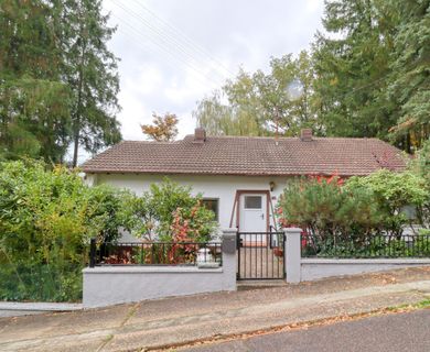 MG – Einfamilienhaus mit Garten und Garage in Obernheim-Kirchenarnbach