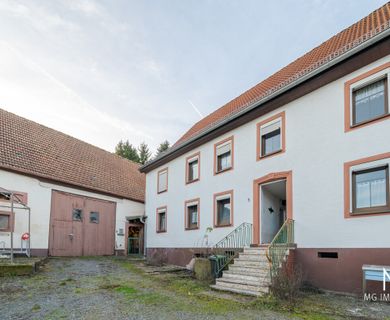 MG – Renovierungsbedürftiges Einfamilienhaus mit Scheune in Rothselberg