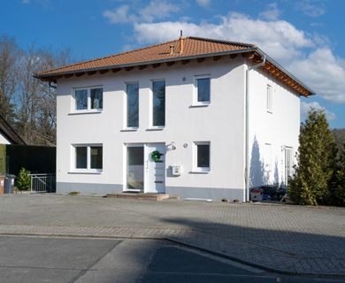 Haus mit Einliegerwohnung in 67705 Stelzenberg